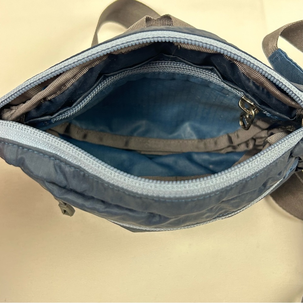 Patagonia Lightweight Mini Hip Pack Blue - Picture 4 of 7